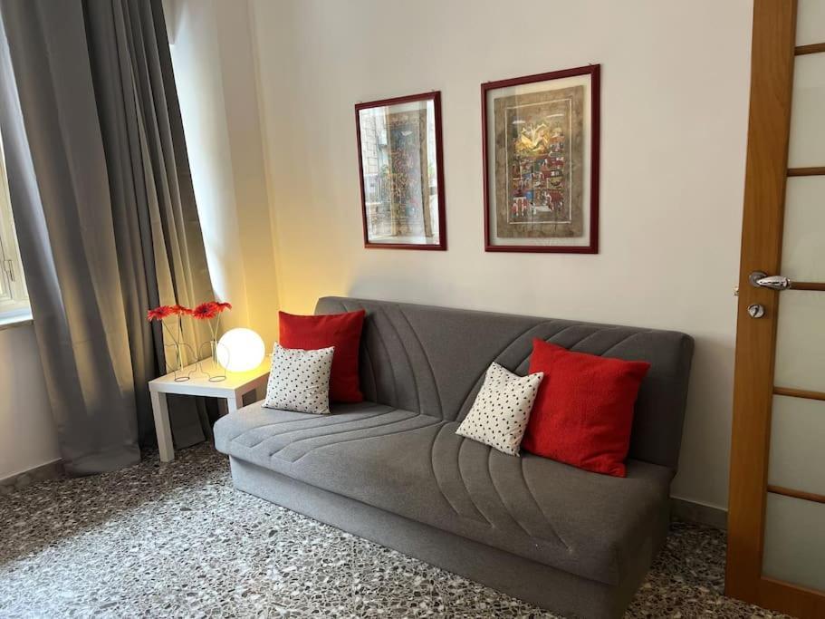 Home130 Bari Bagian luar foto